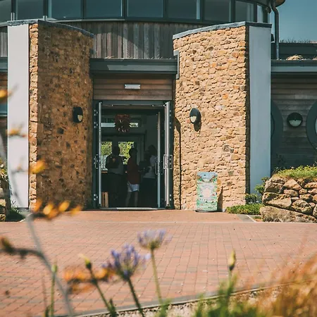 Una, Lodge 73-2